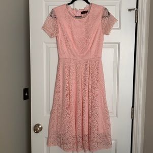 Women’s short sleeve pink lace dress size medium